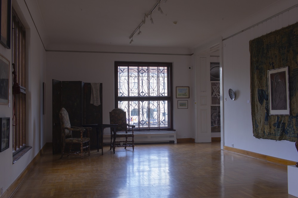 Unordnung im Palast. Franciszek Starowieyski erneut in Krakau &ndash; Ausstellungsdokumentation