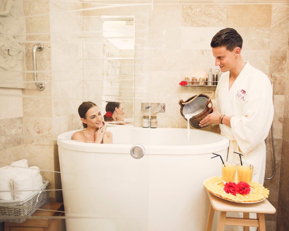 Duo-Ofuro-Bad im Manor House Spa Hotel
