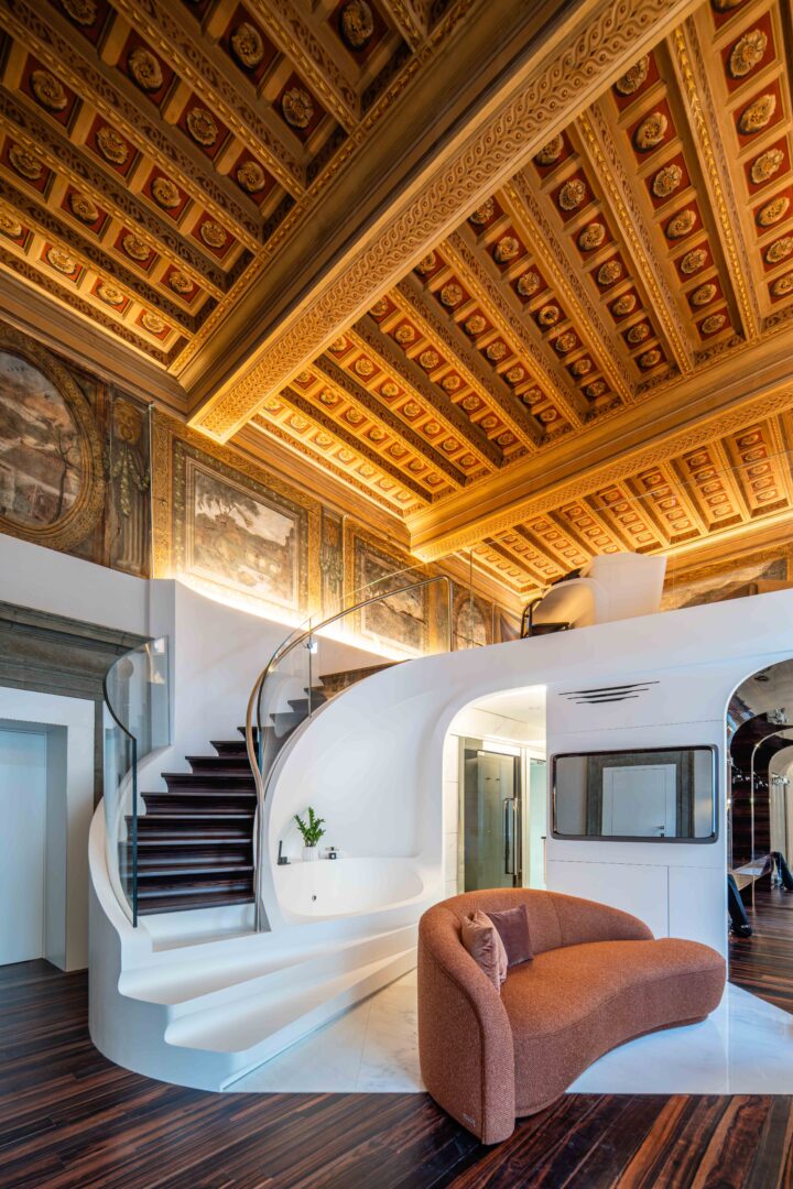 Innenraum des Romeo Roma Hotels