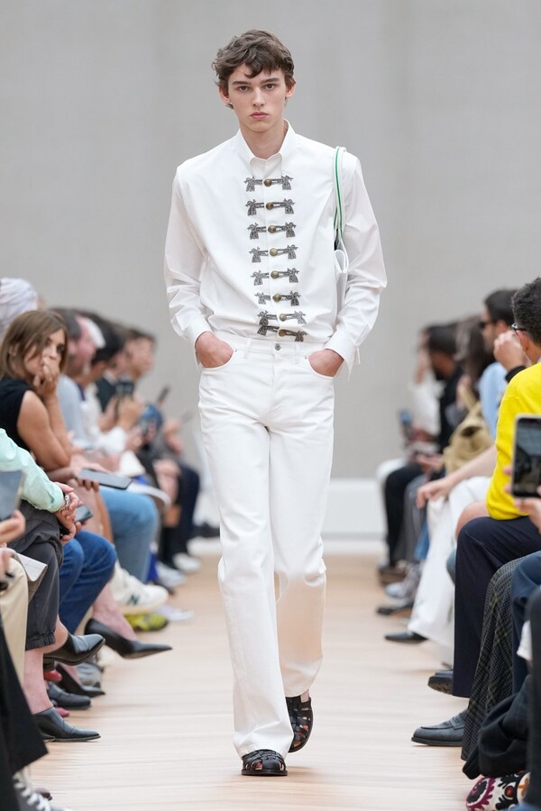 Jonathan Anderson Für Dior6