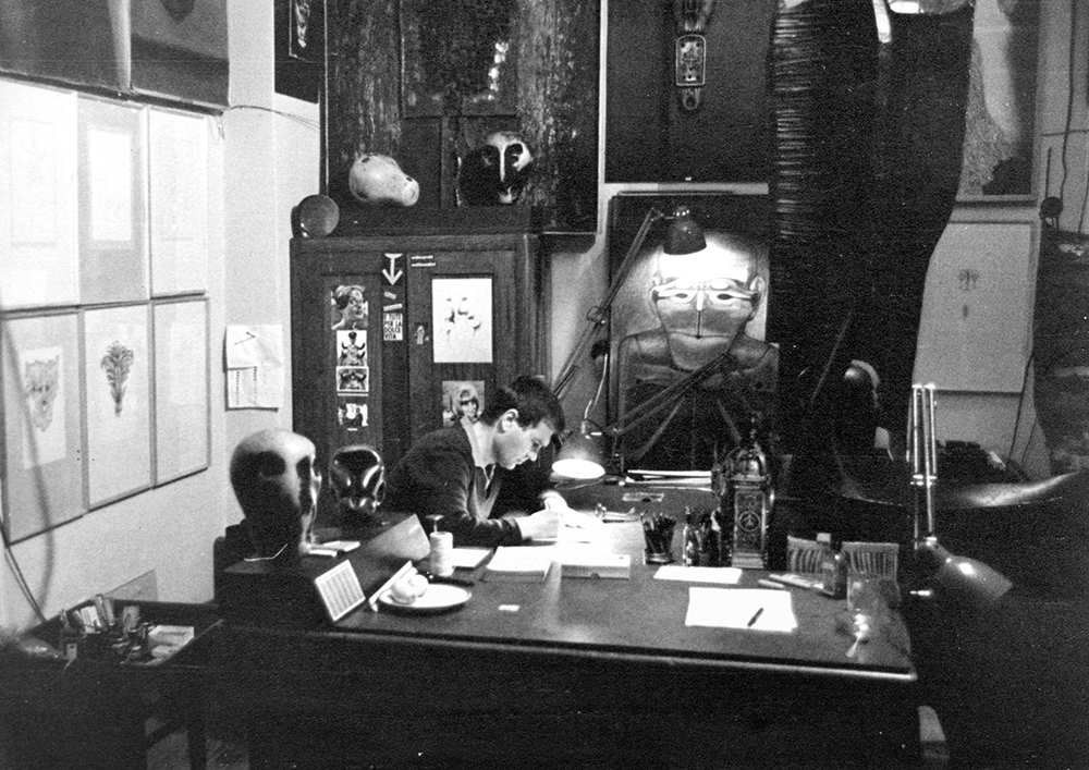 Aw Img382, 1965. Klein