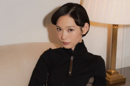 Moeka Hoshi und das fehlende Foto: Hat sie jemals Louis Vuitton getragen?