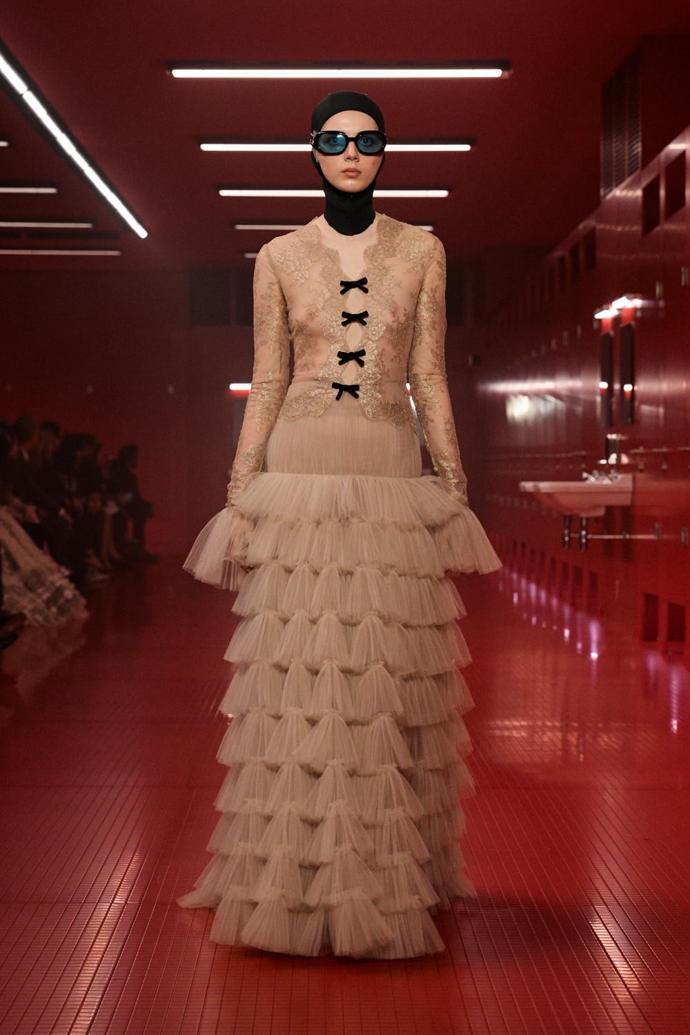 Die neueste Valentino-Show: Ein Spiel mit Intimität