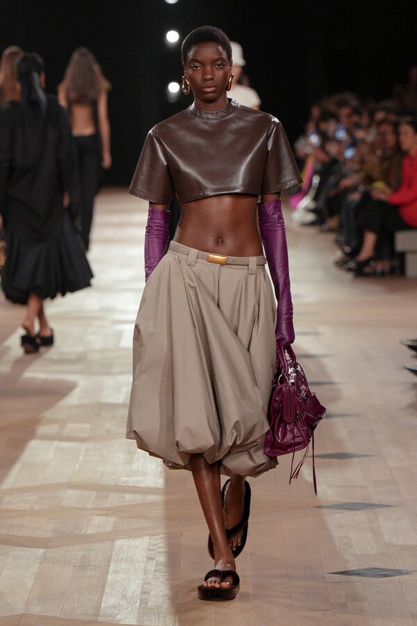 Pierpaolo Piccioli Balenciaga Neu interpretiert, aber wirklich?