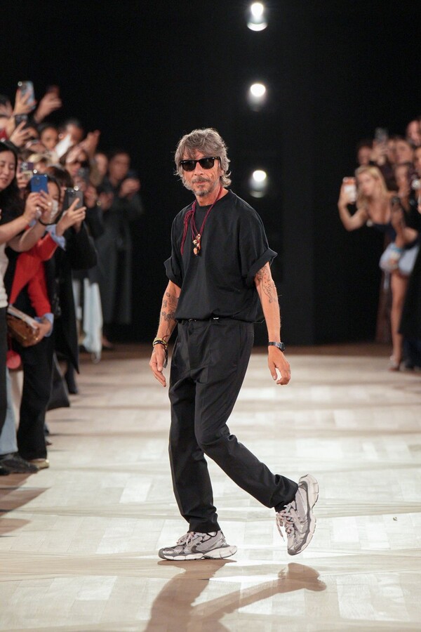 Pierpaolo Piccioli Balenciaga Neu interpretiert, aber wirklich?