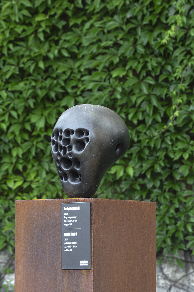 Beksiński.Skulpturen D&auml;mmerung23small