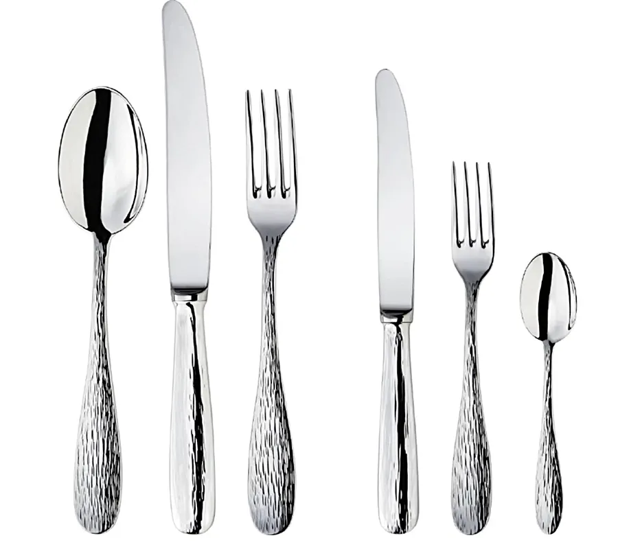 Set aus versilbertem Besteck