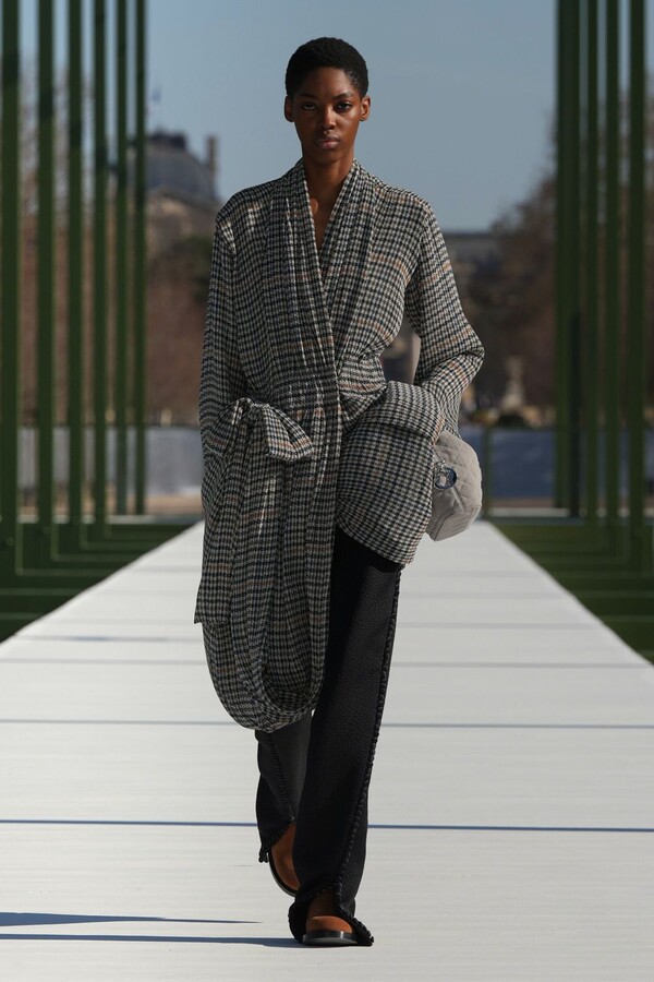 Dior4