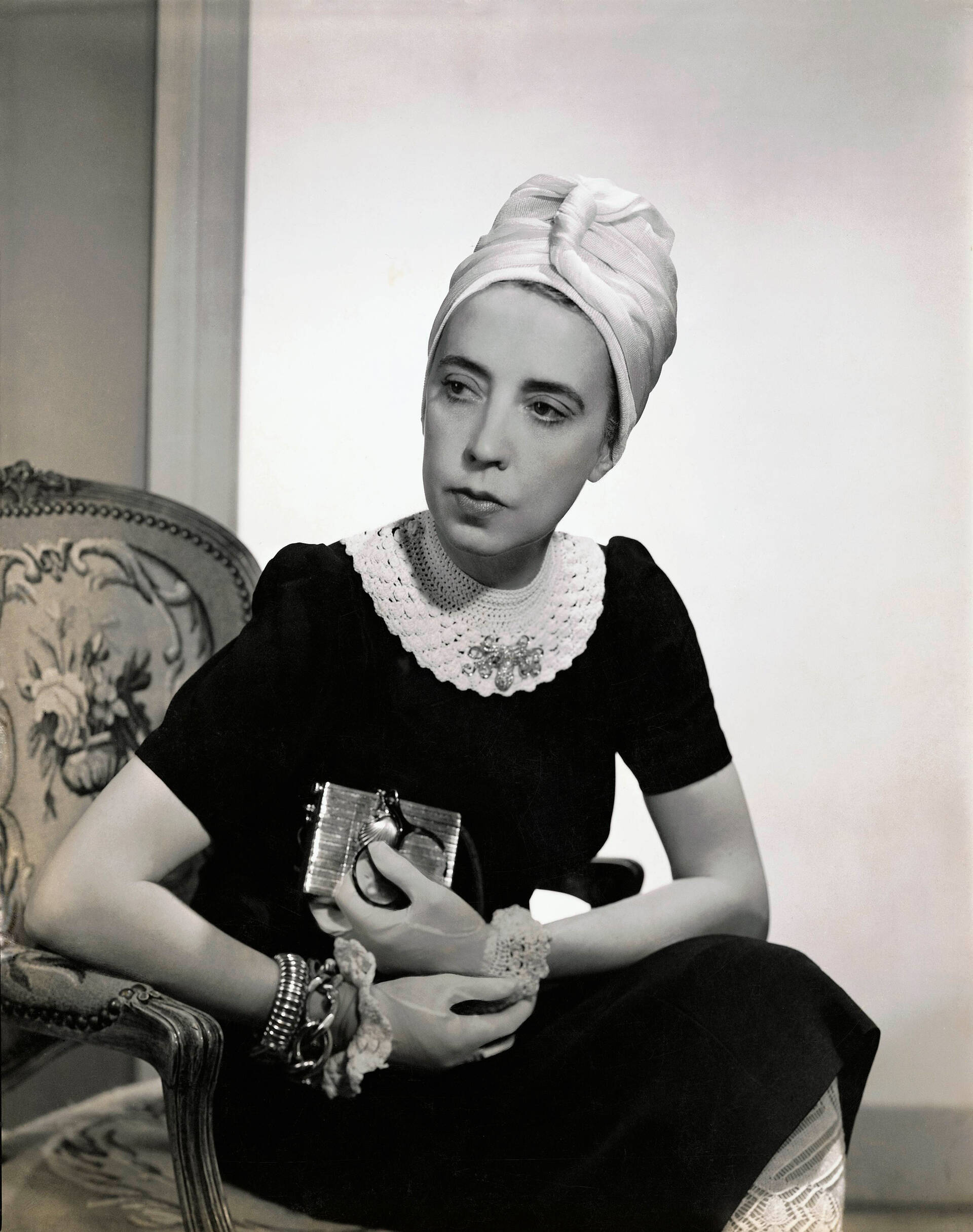Zwischen Mode und Kunst: Die Schiaparelli-Ausstellung in London3